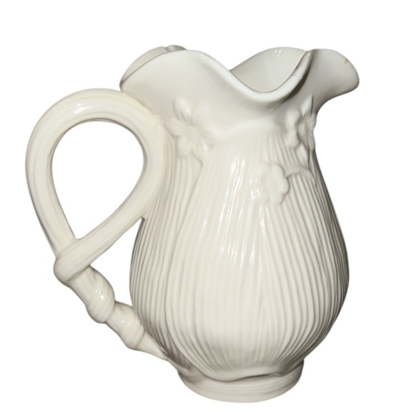 I. Godinger & Co. Small Creamer Pitcher Ivory - Picture 2 of 3